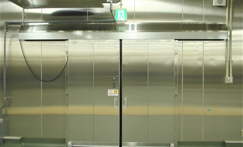 軽量型 電動・手動式 両引き スライディング防熱扉